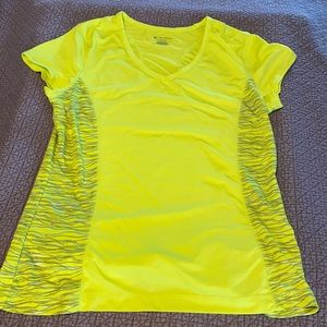 Tek gear breathable and vapor wicking athletic top